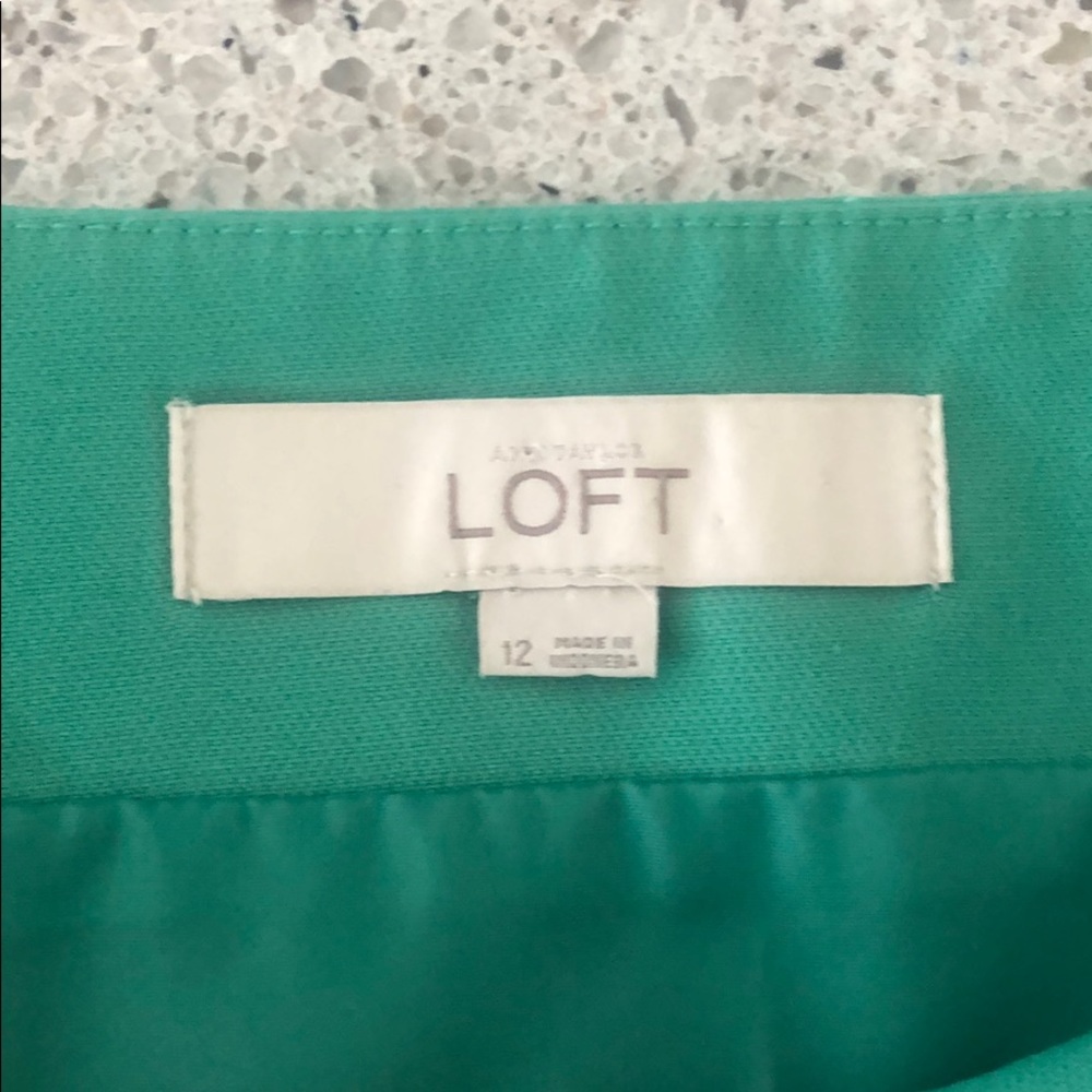 LOFT SKIRT - Picture 3 of 3